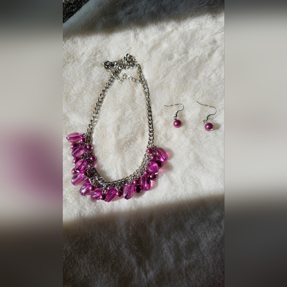 Costume Jewelry set Earrings and Necklace